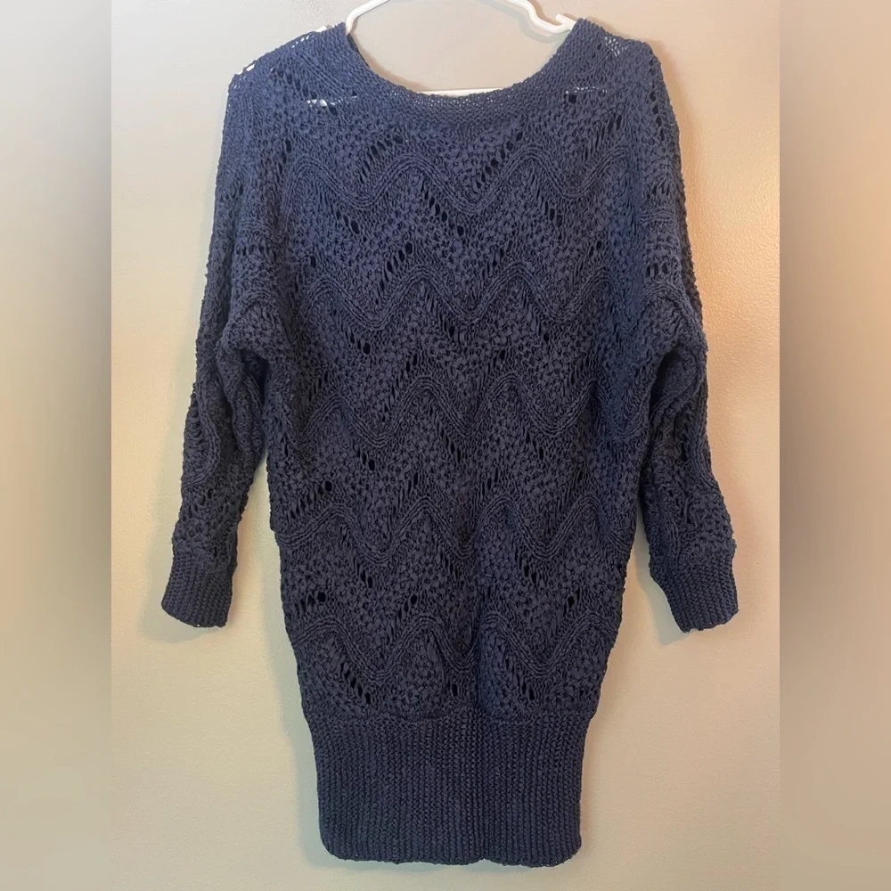 Lilly Pulitzer Navy Larissa Crochet Knit Sweater Size XS/S - Picture 5 of 12